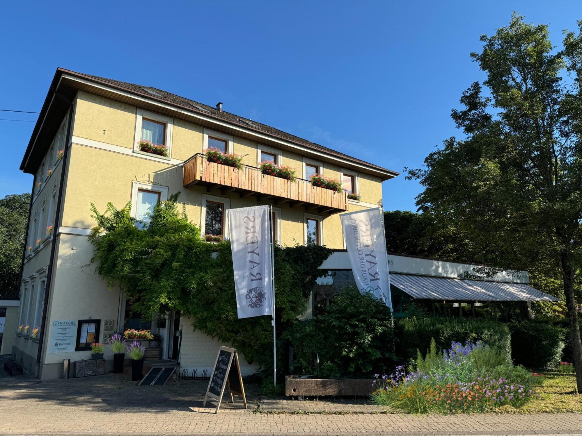 Zum Rayers Cafe-Restaurant & Boutique-Hotel Niederrotweil Exterior foto